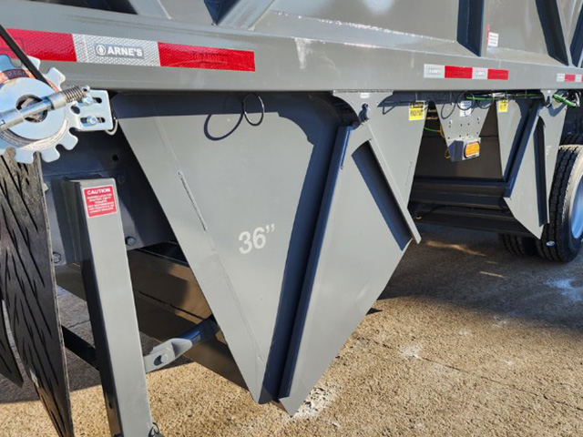 36-Inch Cross Gate Hopper Opening