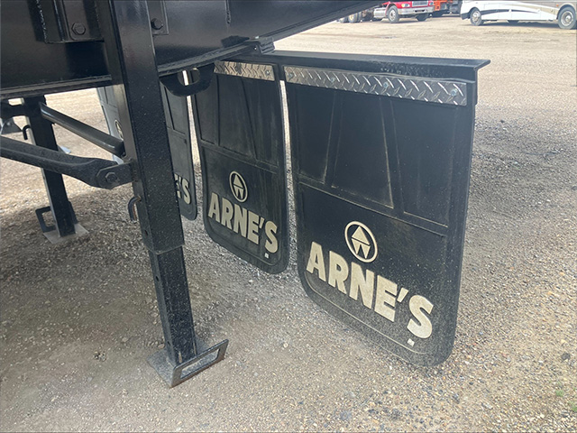 Mud Flaps in Front of Landing Gear